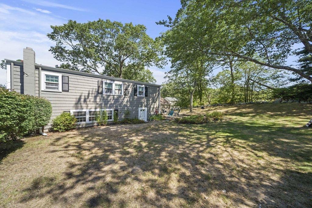 103 King Philip St