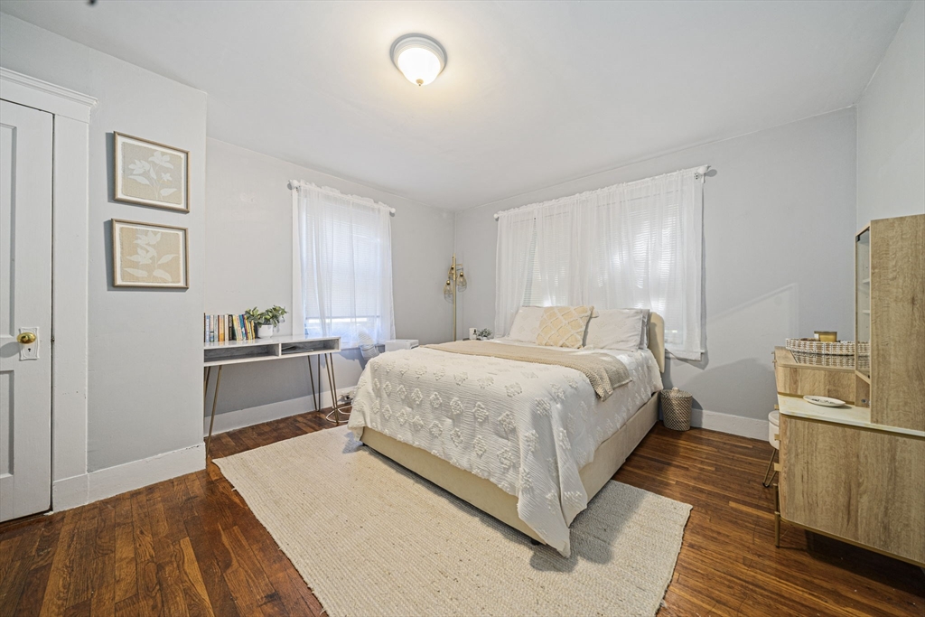 123 Waterston Ave