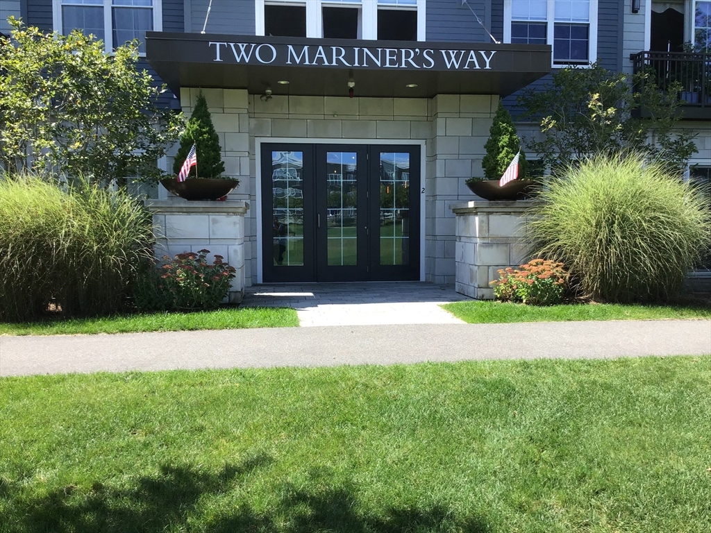 2 Mariners Way # 301