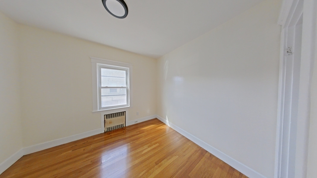 204 Marlboro Unit: SF