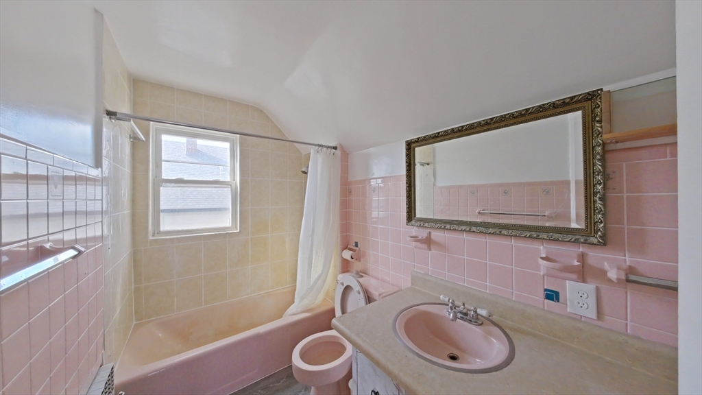 204 Marlboro Unit: SF