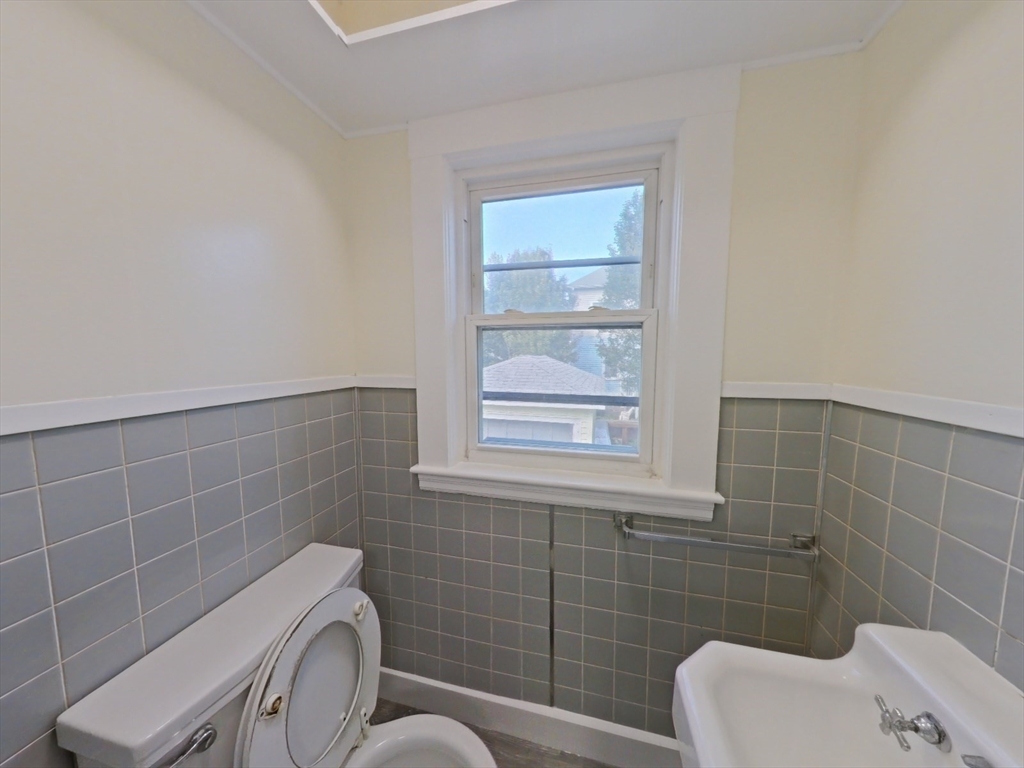 204 Marlboro Unit: SF