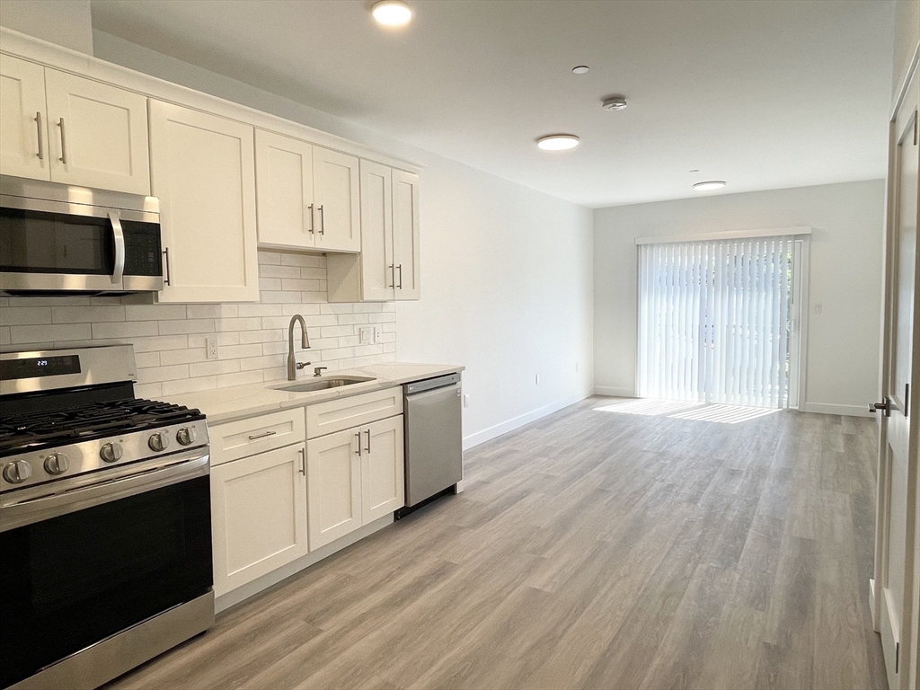 1133 N Shore Rd # 305