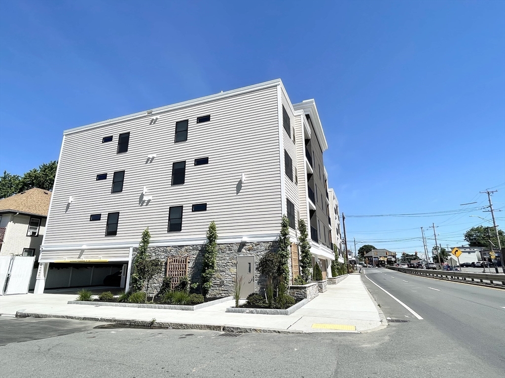 1133 N Shore Rd # 305