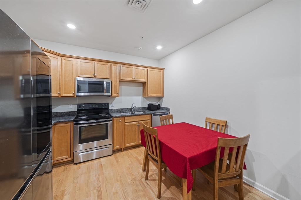 130 Trotter Rd # 1309