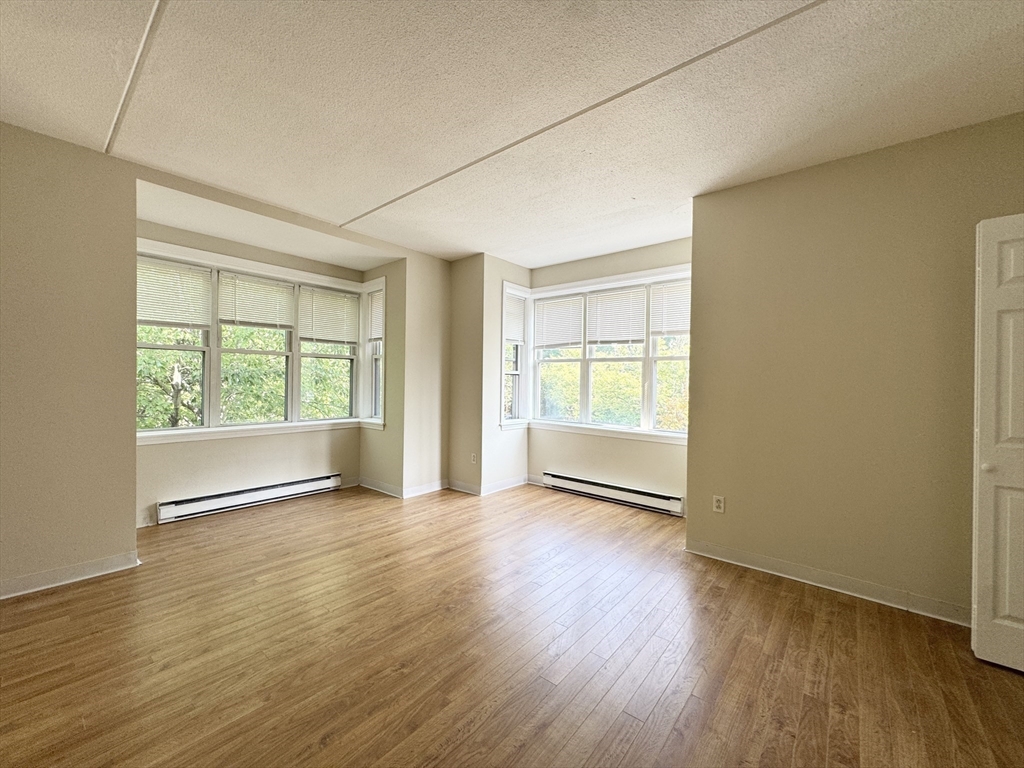 48 Ellingwood St # 48