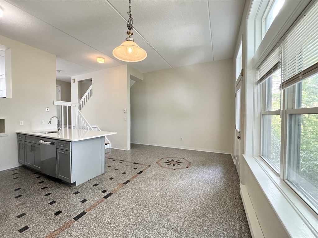 48 Ellingwood St # 48