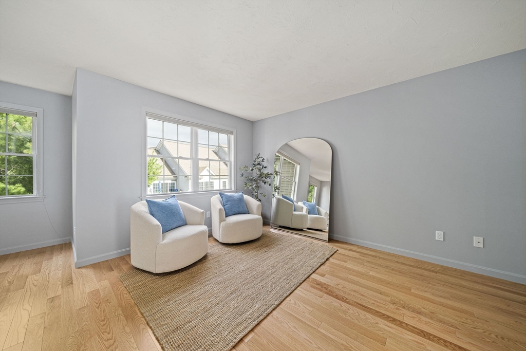 305 Rembrandt Way # 305