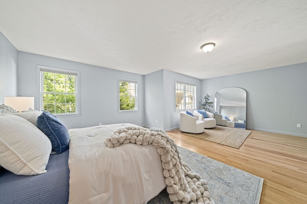 305 Rembrandt Way # 305