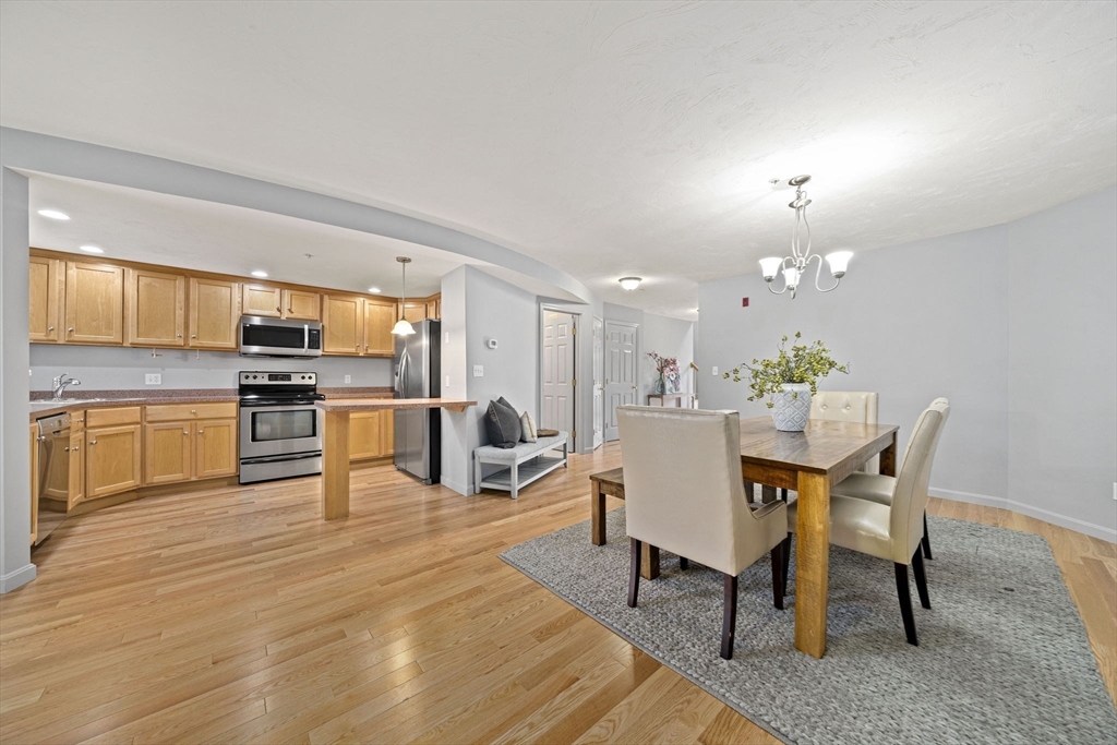 305 Rembrandt Way # 305