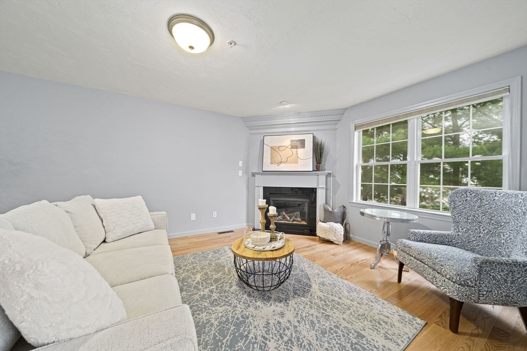305 Rembrandt Way # 305