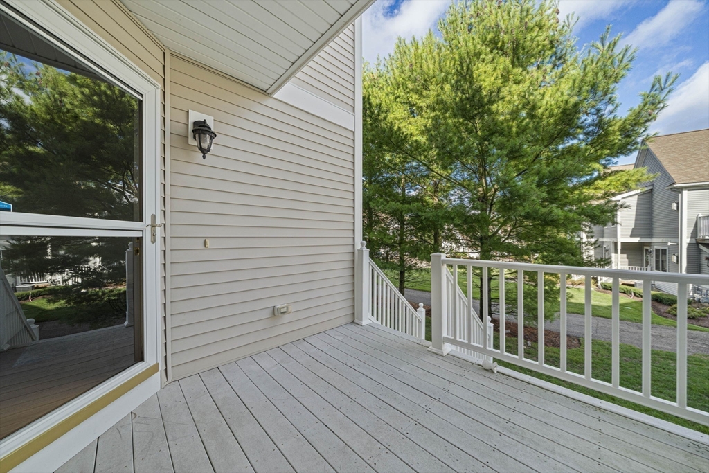 305 Rembrandt Way # 305
