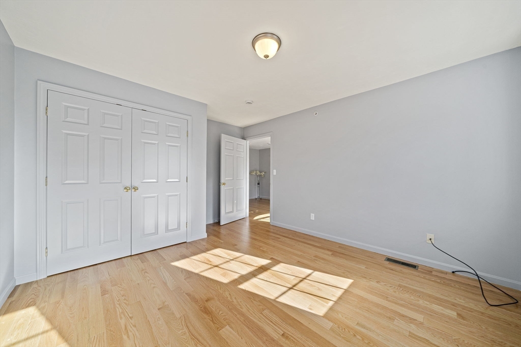 305 Rembrandt Way # 305