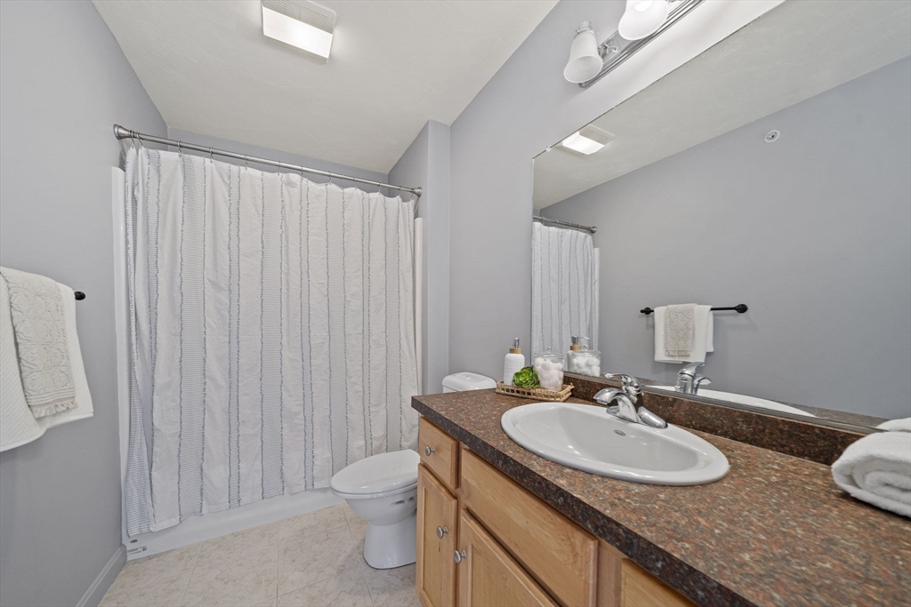 305 Rembrandt Way # 305