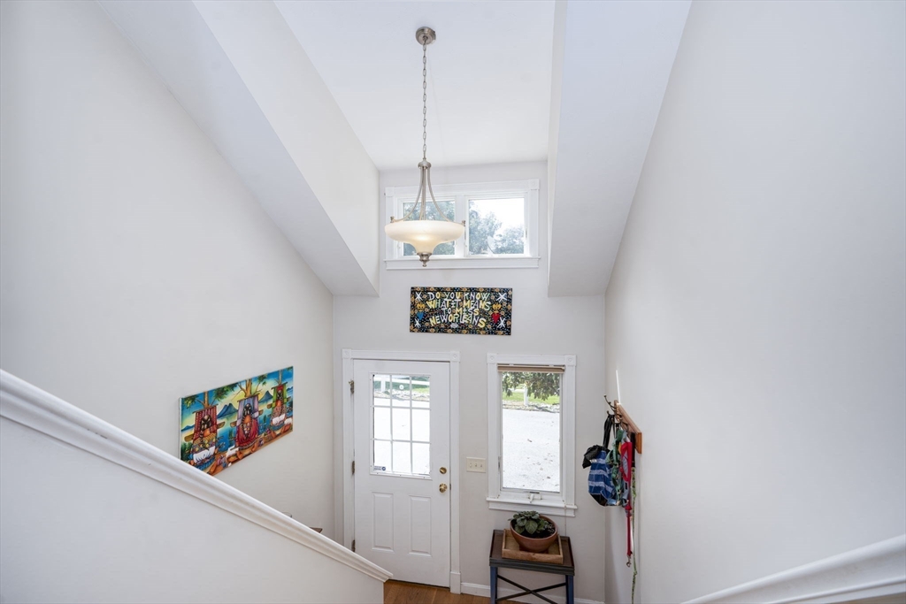 230 Lisle St