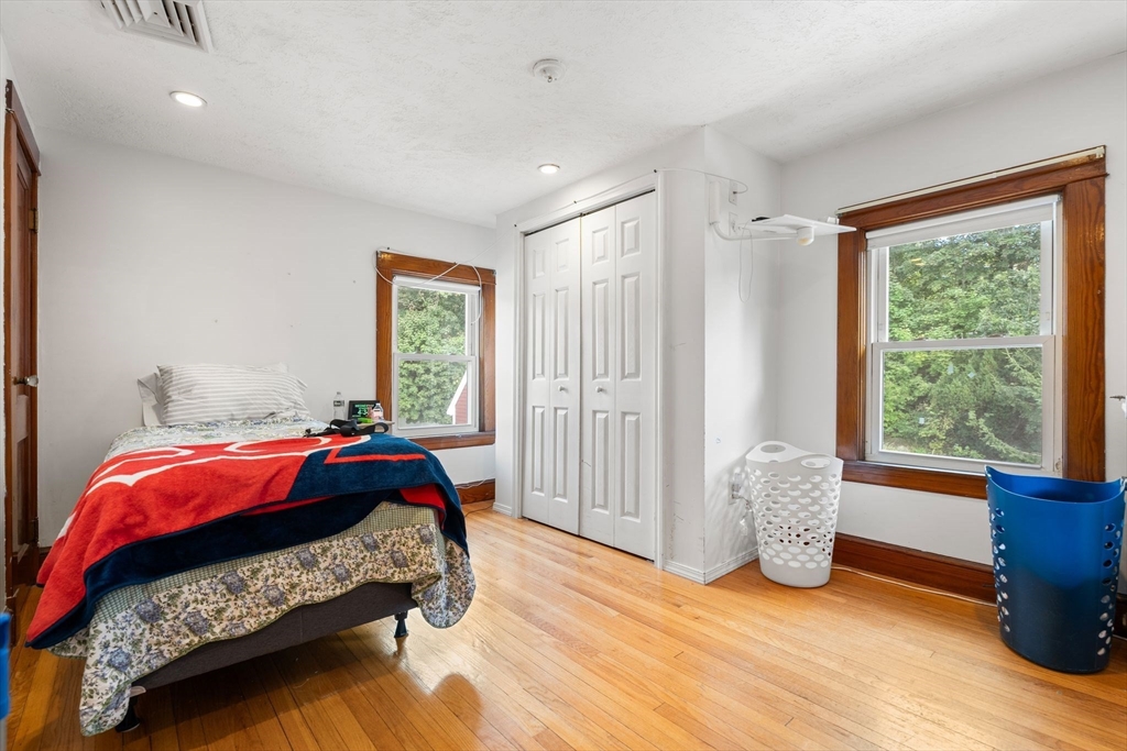 29-31 Broad Street Pl