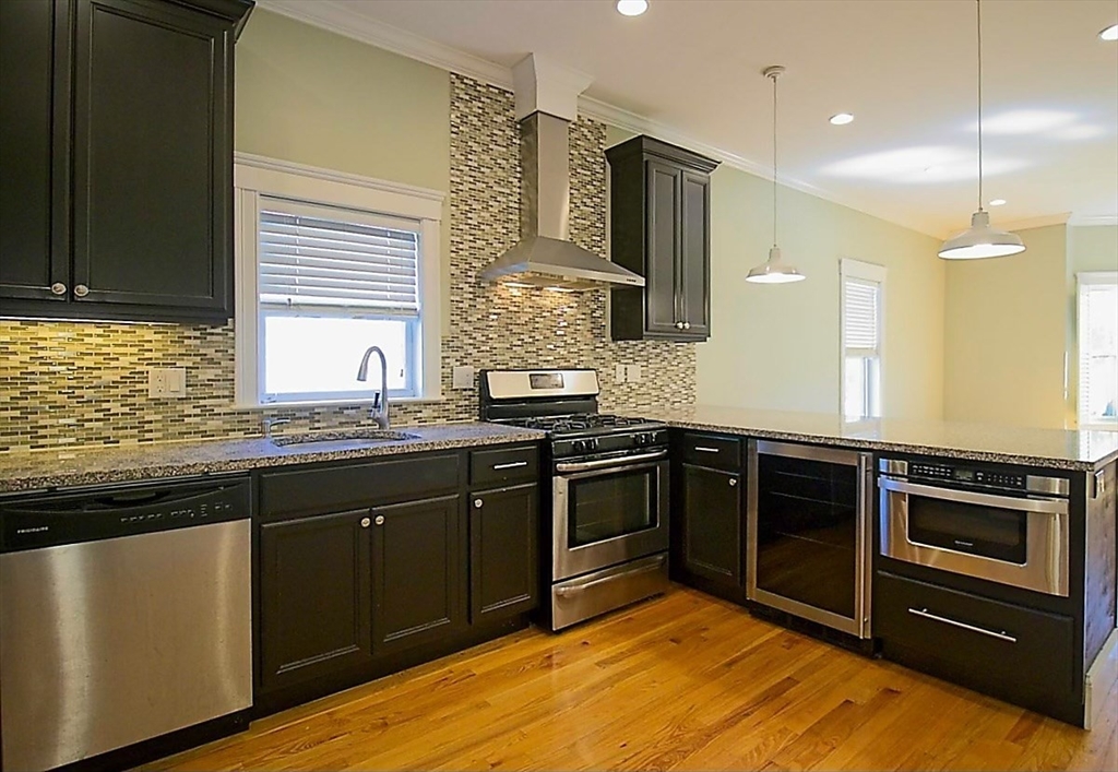 89 Decatur St # 1
