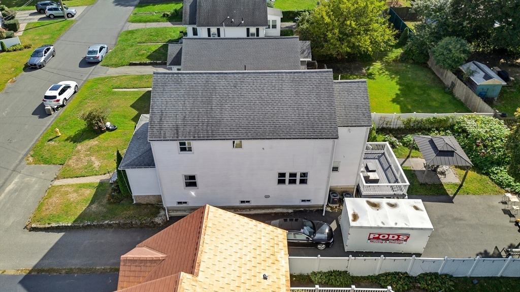 93 Wilson Ave