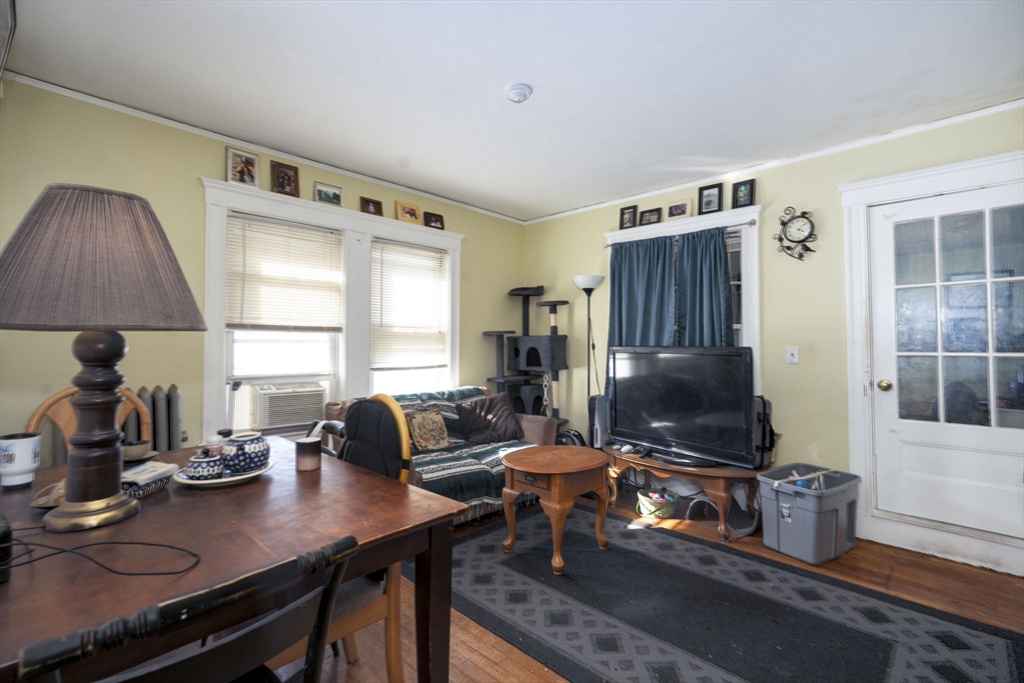 237-239 Billings Rd