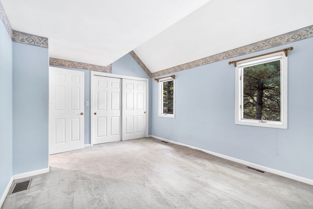 4 Country Meadow Rd # 4