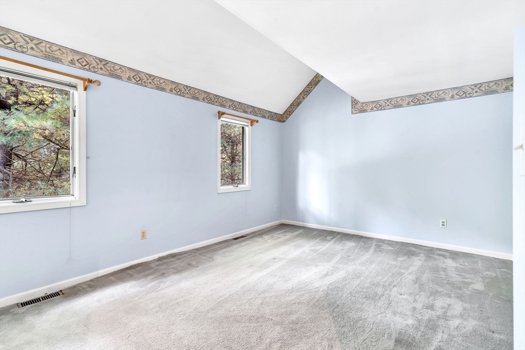 4 Country Meadow Rd # 4