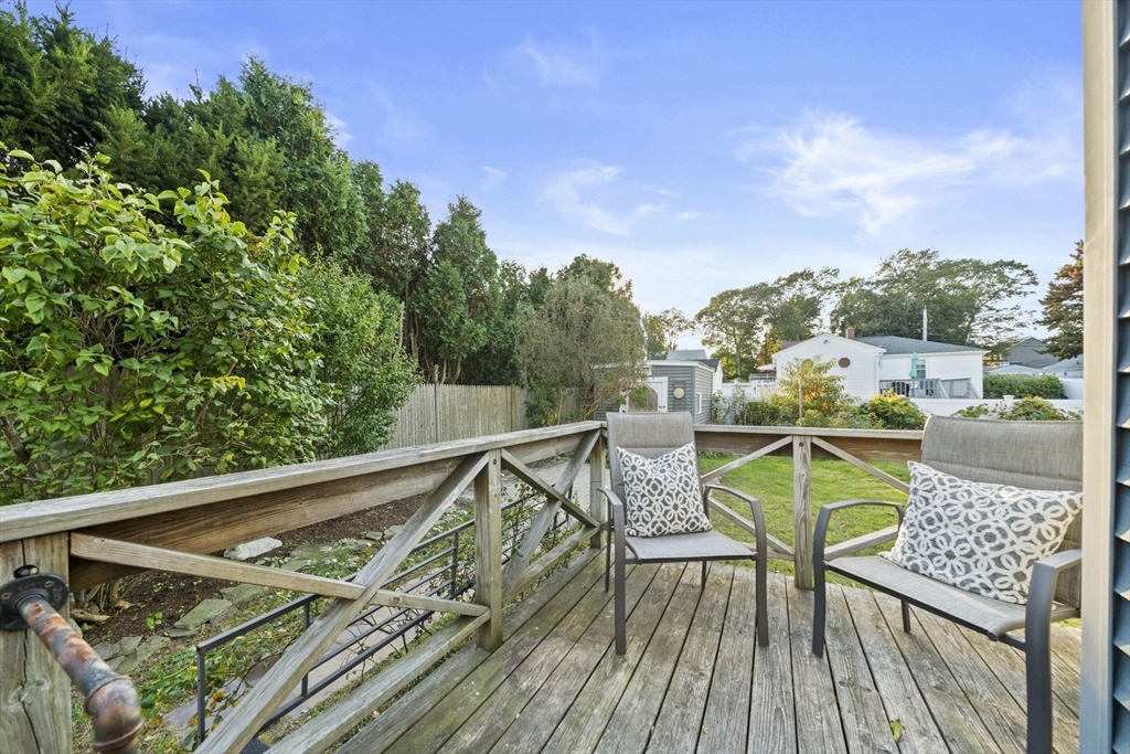 7 Drake St