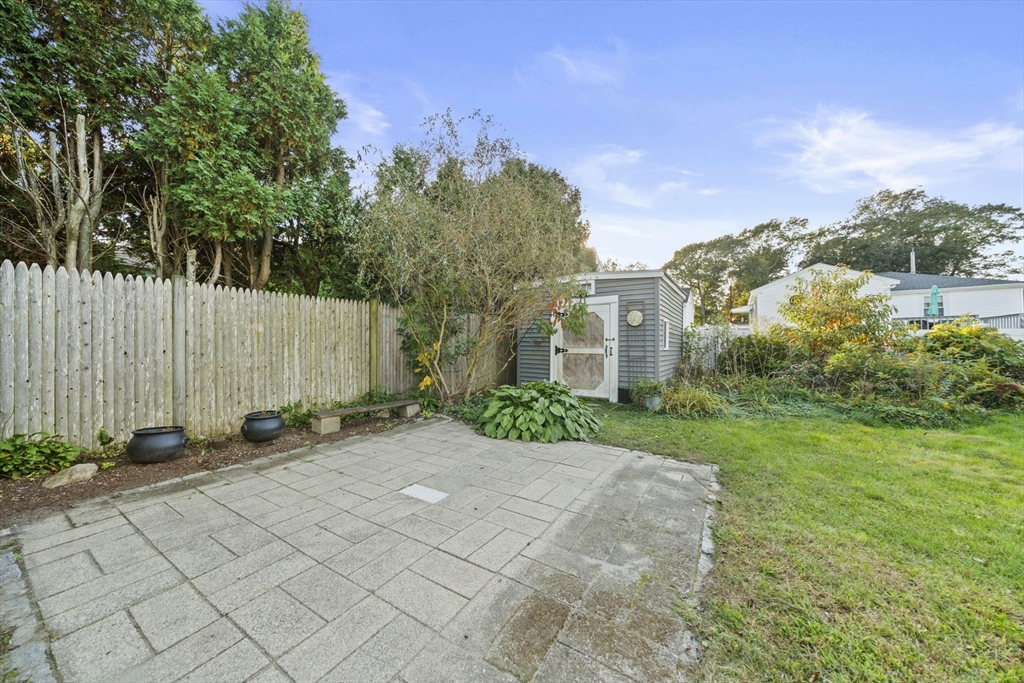 7 Drake St