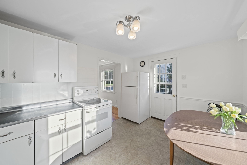 7 Drake St