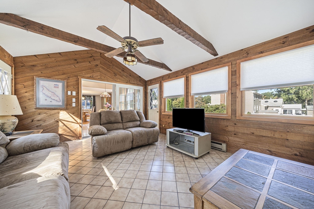 86 Damon Rd