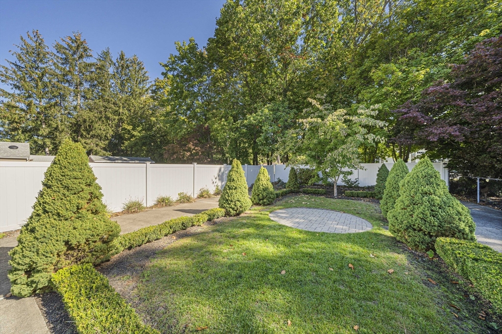 86 Damon Rd