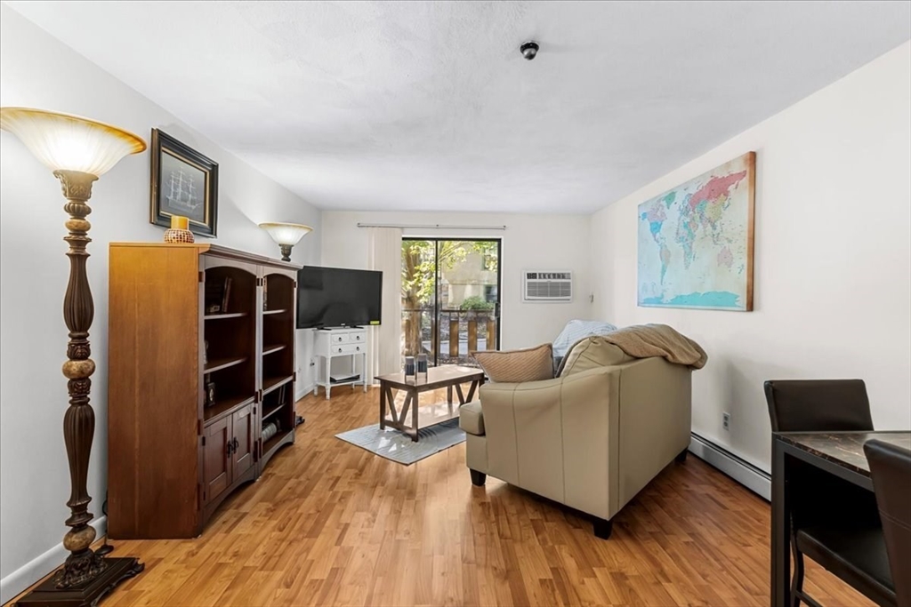 111 Warren Ave # 1F