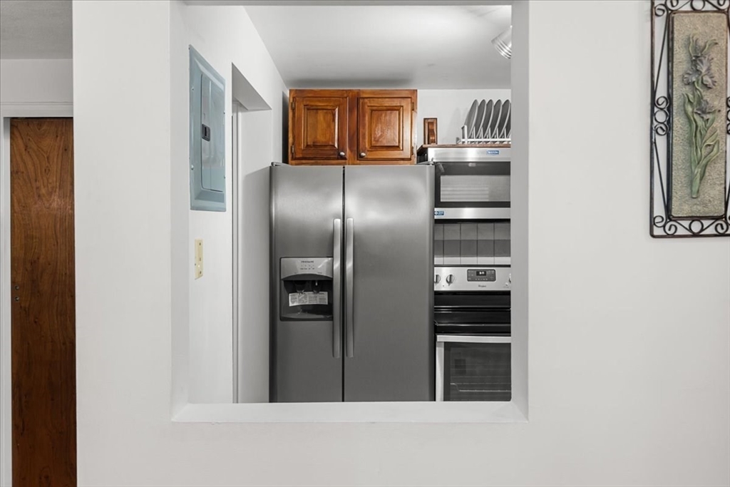 111 Warren Ave # 1F