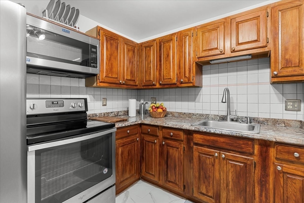 111 Warren Ave # 1F