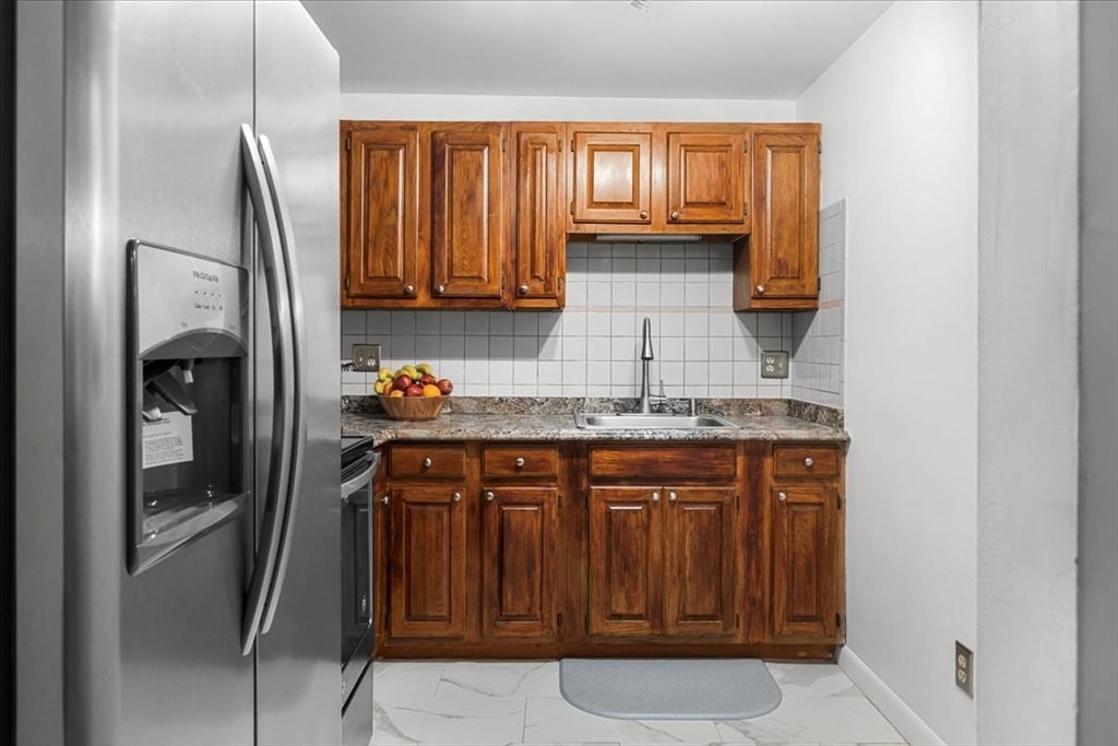 111 Warren Ave # 1F