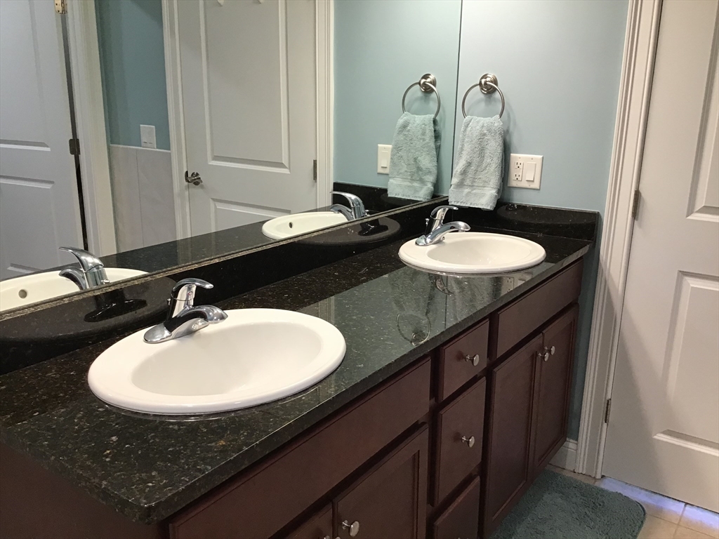 2 Mariners Way # 306