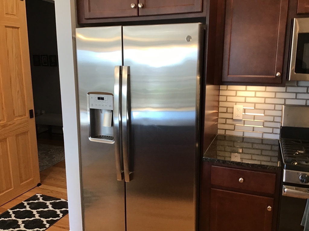 2 Mariners Way # 306