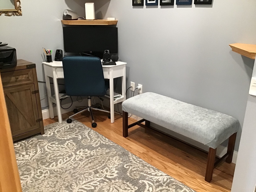 2 Mariners Way # 306