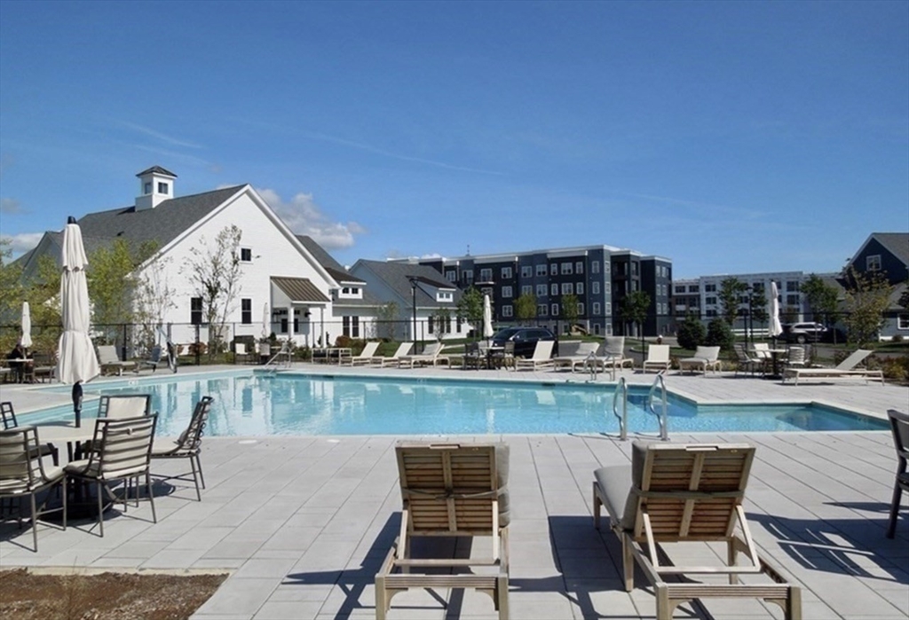 2 Mariners Way # 306