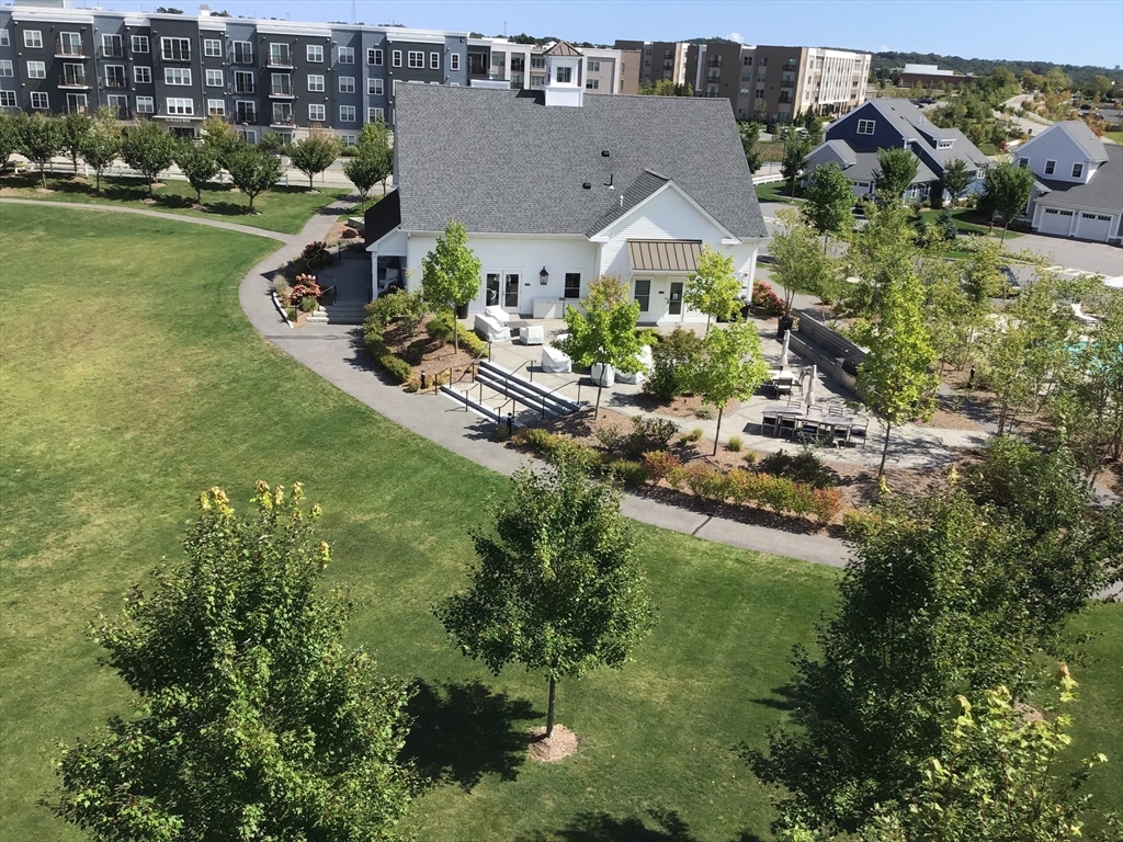 2 Mariners Way # 306