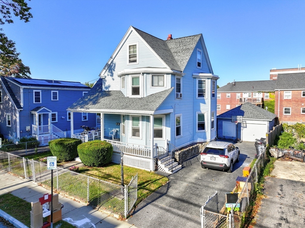 276 Belmont St