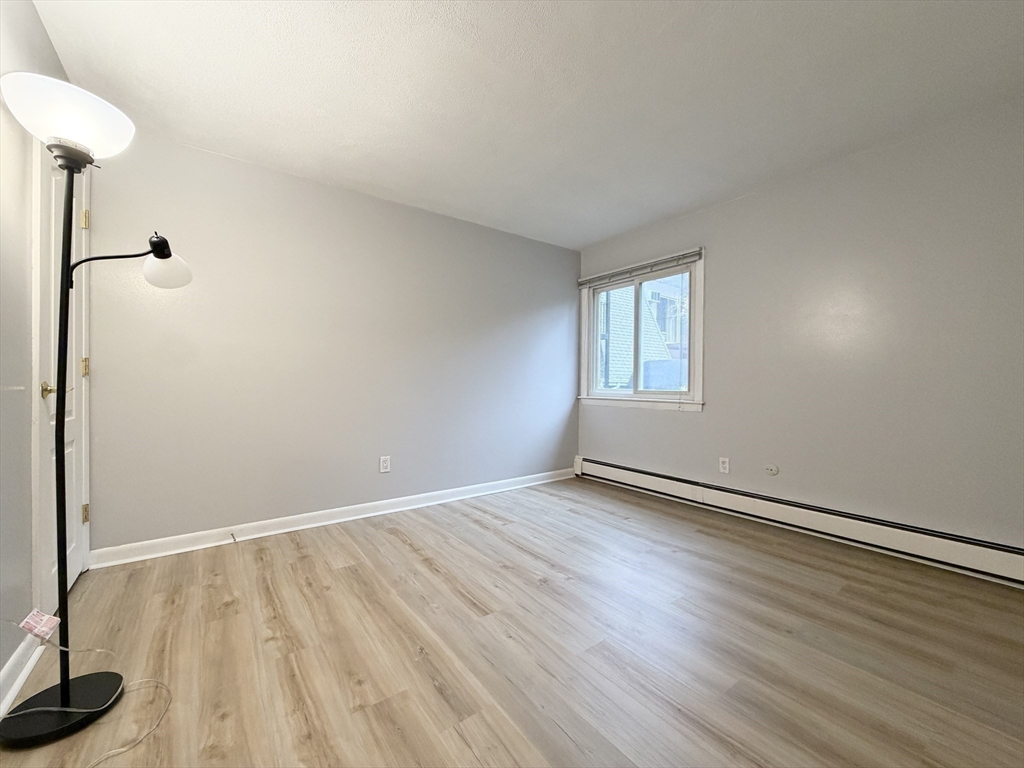 80 Walnut St # 405