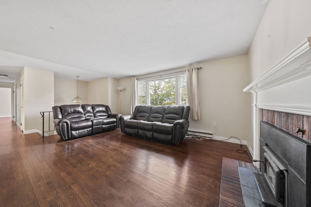 20 Woodman Cir