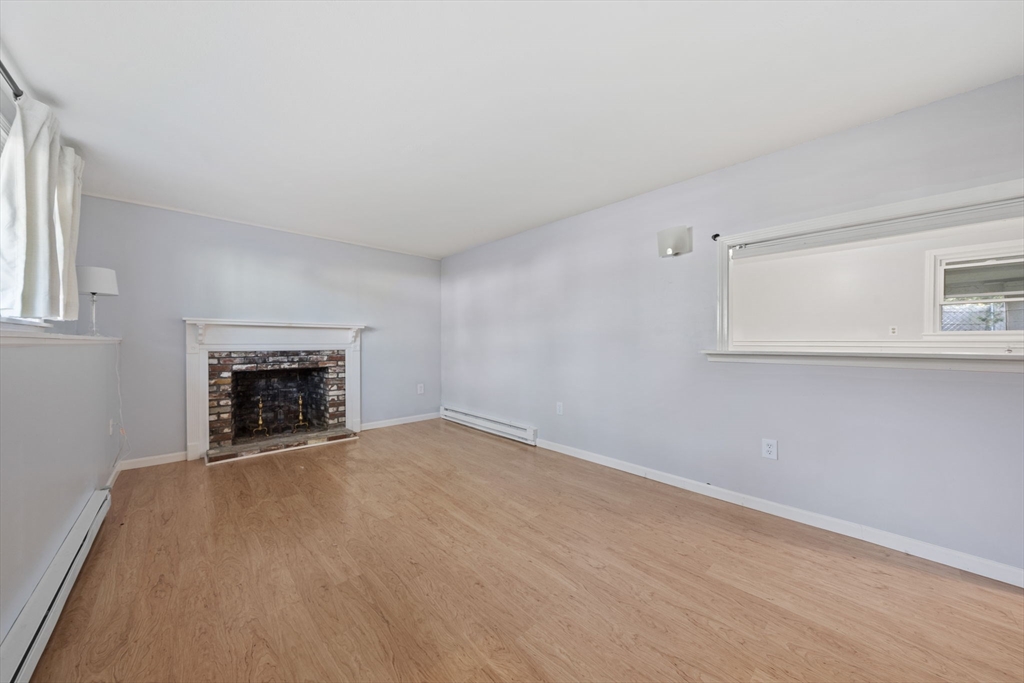 20 Woodman Cir