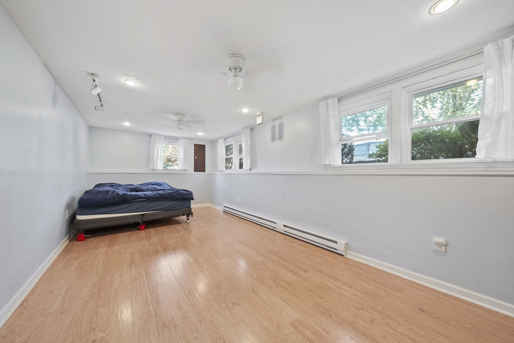 20 Woodman Cir