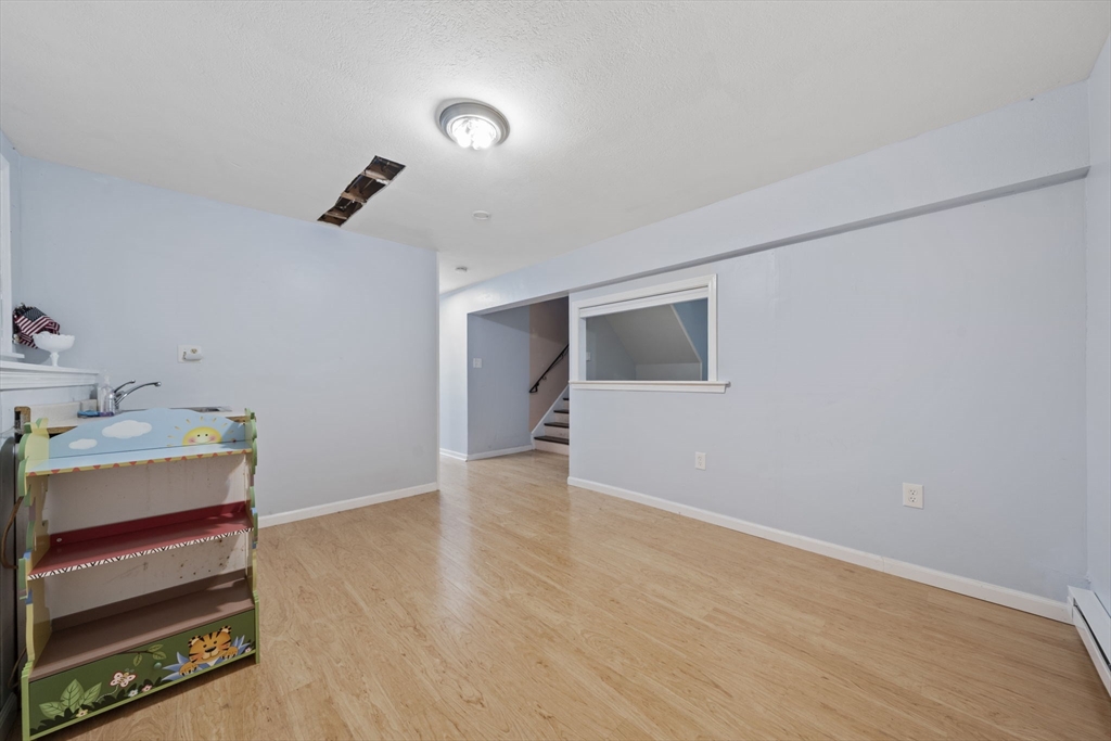 20 Woodman Cir