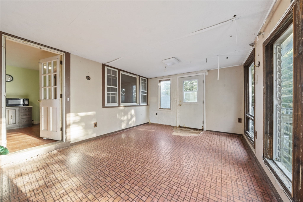 20 Woodman Cir