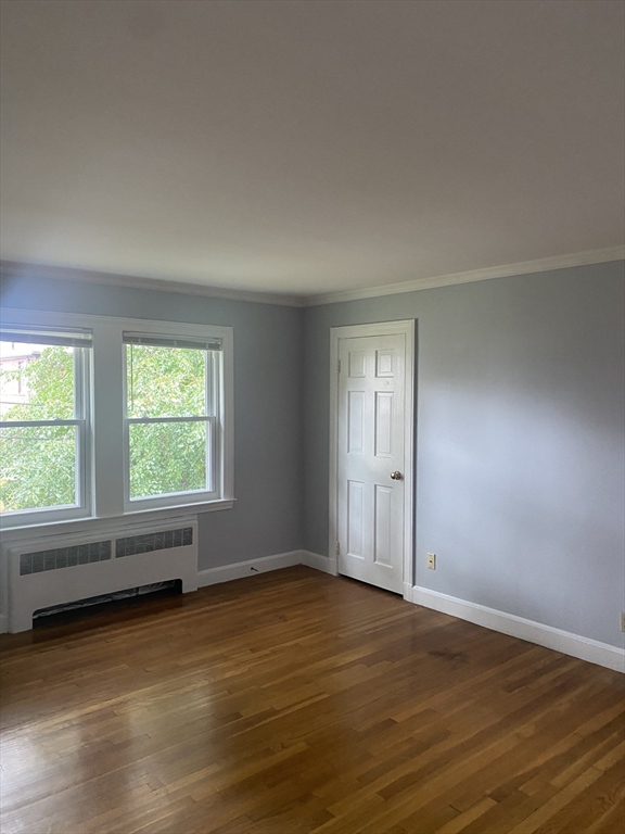 12 Langley Cir # 4