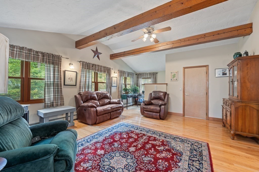 16 Woodcliff Rd