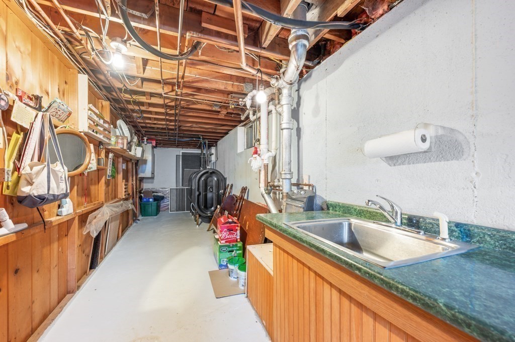 16 Woodcliff Rd