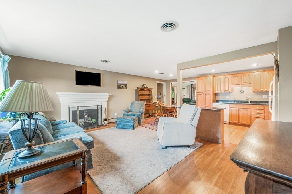 16 Woodcliff Rd